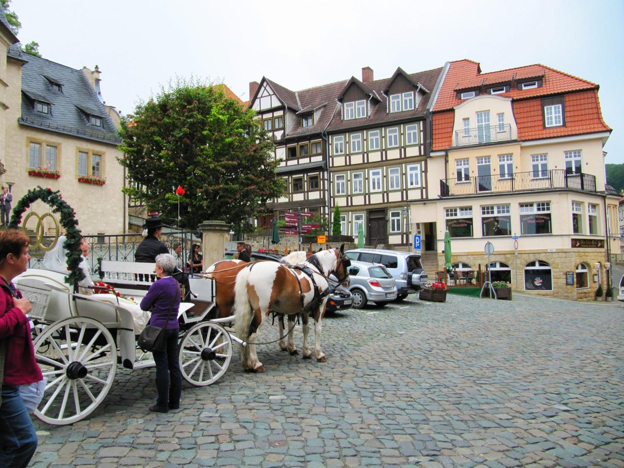 Grosse Wohnung Mit Terrasse Im Altstadtzentrum - Ferienwohnung Chiplakoff แบลงเคนบวร์ก ภายนอก รูปภาพ